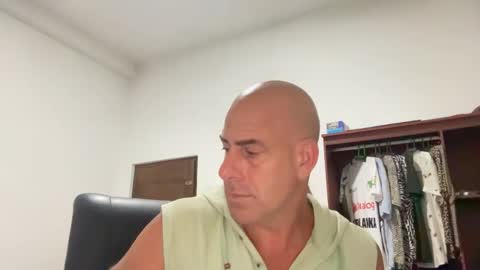 Dirtydanlondon online show from 6, 2, 2025