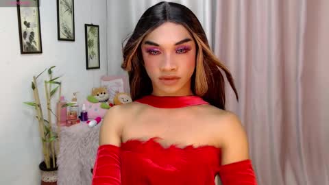 Snapshot of dirtyfag_faulkersons chatting on 18, 12, 2025 Ivana Yanna and Elisha online show from 18, 12, 2025