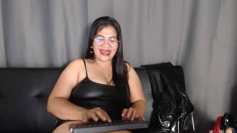 LatexQueen online show from 20, 9, 2025