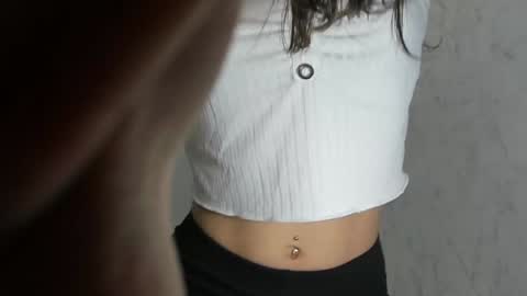 Snapshot of dirtygirls99 chatting on 5, 2, 2025 Gyna Josie online show from 5, 2, 2025