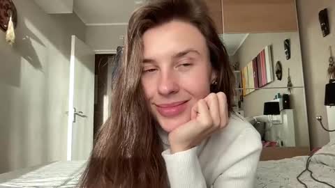 Snapshot of divine_beauty_girl chatting on 28, 1, 2025 Valerie online show from 28, 1, 2025
