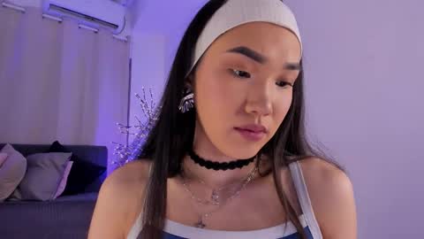 Snapshot of divine_madness chatting on 4, 2, 2026 AKITA MEW MEW Follow online show from 4, 2, 2026