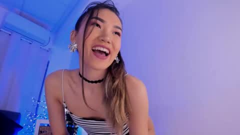 Snapshot of divine_madness chatting on 11, 2, 2026 AKITA MEW MEW Follow online show from 11, 2, 2026