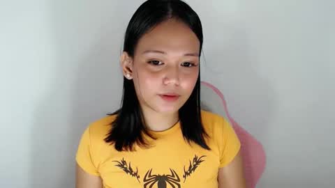 Crystal mae online show from 17, 5, 2026