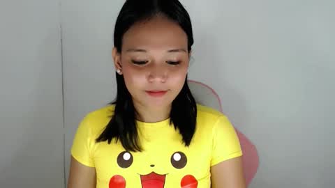 Crystal mae online show from 4, 6, 2026