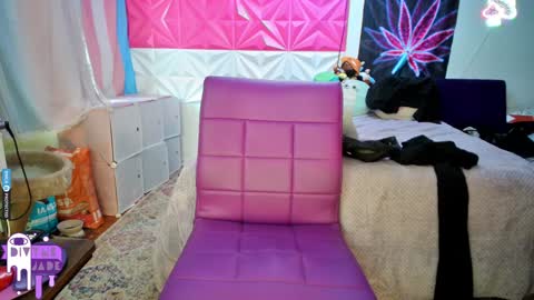 Jade Divyne online show from 2, 12, 2024