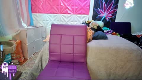 Jade Divyne online show from 10, 12, 2024