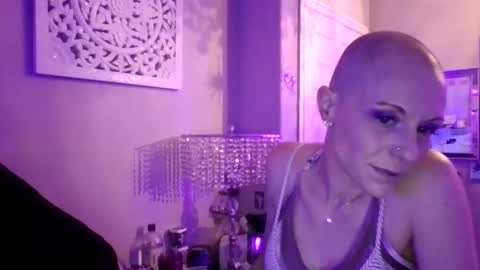 dixieglam online show from 26, 11, 2025