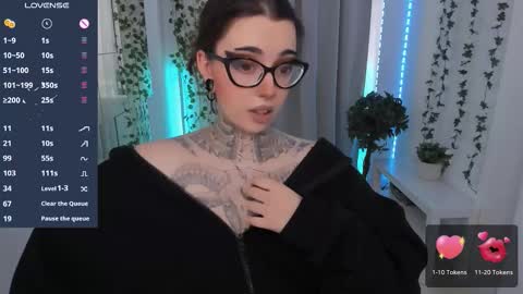 dixipixi_ online show from 13, 3, 2026