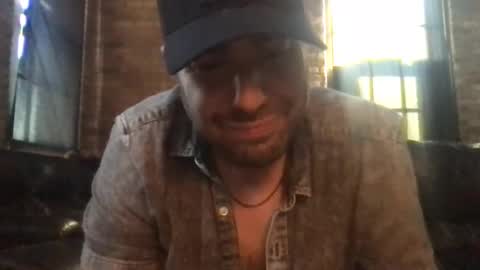 Snapshot of dj_chaterbate chatting on 3, 10, 2025 DJ Chaterbate online show from 3, 10, 2025