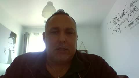 Snapshot of djeauzy77 chatting on 15, 4, 2026 djeauzy77 online show from 15, 4, 2026