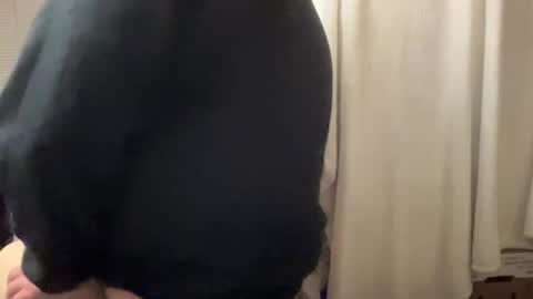 Snapshot of djfreeque chatting on 9, 1, 2025 djfreeque online show from 9, 1, 2025