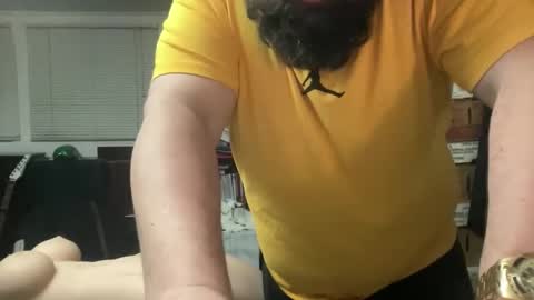 Snapshot of djfreeque chatting on 23, 12, 2025 djfreeque online show from 23, 12, 2025