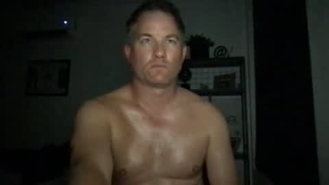 Snapshot of djswpy chatting on 6, 7, 2026 TriflinYoBitch online show from 6, 7, 2026