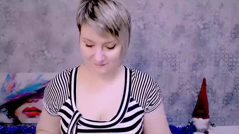Snapshot of djullia chatting on 5, 1, 2025 djullia online show from 5, 1, 2025