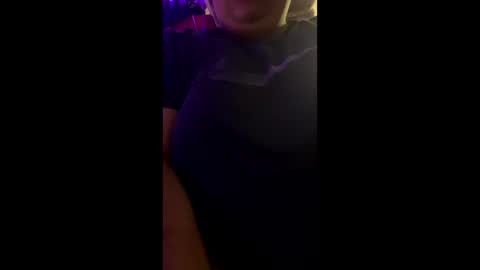 Snapshot of dkshsihshs chatting on 3, 3, 2026 dkshsihshs online show from 3, 3, 2026