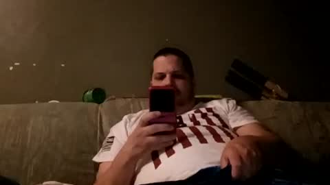 Snapshot of dlvrydaddy89 chatting on 4, 8, 2026 Handsomedaddy online show from 4, 8, 2026