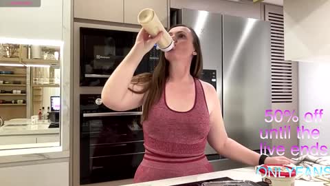 Snapshot of docehot1818 chatting on 31, 1, 2025 Ctia But I prefer to be called DOCE online show from 31, 1, 2025