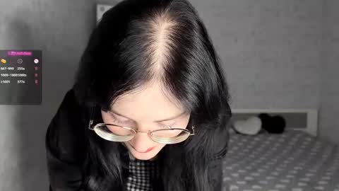 Snapshot of dodiebabikian chatting on 21, 11, 2025 Annie PVT IS OPEN online show from 21, 11, 2025