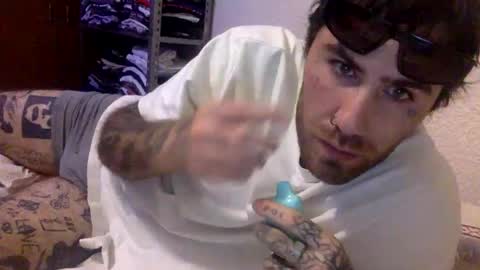 Snapshot of dogboi666 chatting on 16, 11, 2025 Dogboi online show from 16, 11, 2025