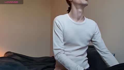 Snapshot of dogencb chatting on 4, 11, 2025 Dogencb online show from 4, 11, 2025