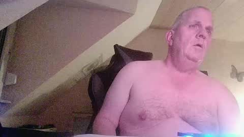 Snapshot of doggy2629 chatting on 11, 11, 2025 doggy2629 online show from 11, 11, 2025