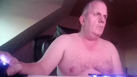 Snapshot of doggy2629 chatting on 12, 11, 2025 doggy2629 online show from 12, 11, 2025