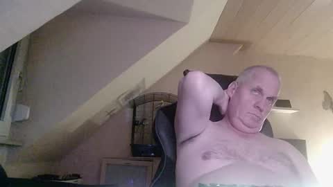 Snapshot of doggy2629 chatting on 15, 11, 2025 doggy2629 online show from 15, 11, 2025