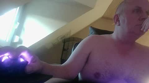 Snapshot of doggy2629 chatting on 17, 11, 2025 doggy2629 online show from 17, 11, 2025