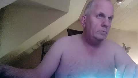 Snapshot of doggy2629 chatting on 28, 11, 2025 doggy2629 online show from 28, 11, 2025