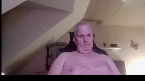 Snapshot of doggy2629 chatting on 23, 2, 2026 doggy2629 online show from 23, 2, 2026