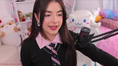 Snapshot of dolce_antonellaa chatting on 4, 6, 2026 antonella online show from 4, 6, 2026