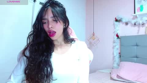 Snapshot of dolce_horny chatting on 15, 12, 2024 Dolce online show from 15, 12, 2024