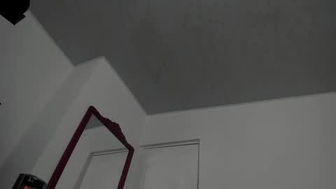 Ludika Santiago online show from 30, 1, 2025