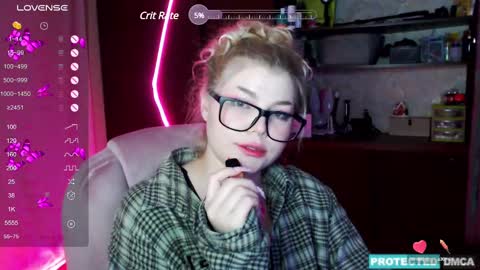 Chloe online show from 3, 12, 2024