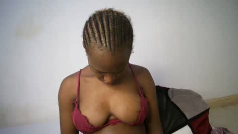 Snapshot of dollberry chatting on 10, 3, 2025 dollberry online show from 10, 3, 2025