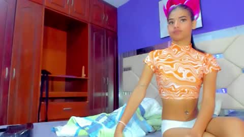 Snapshot of dollcute_latin chatting on 25, 2, 2026 dollcute_latin online show from 25, 2, 2026