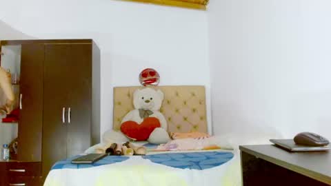 Snapshot of dolldirtyxxx1 chatting on 25, 6, 2026 ilona online show from 25, 6, 2026