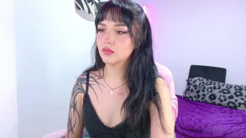 Isabela   Independet model 3 online show from 26, 4, 2026
