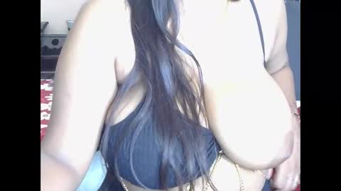 dolly_2 online show from 31, 10, 2025