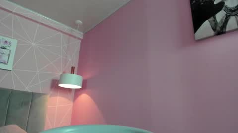 Call me Zoe  online show from 25, 2, 2025