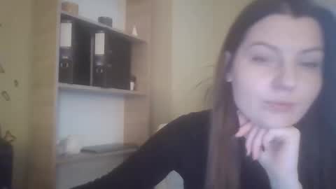 Snapshot of dollyroma chatting on 27, 11, 2025 DollyRoma online show from 27, 11, 2025