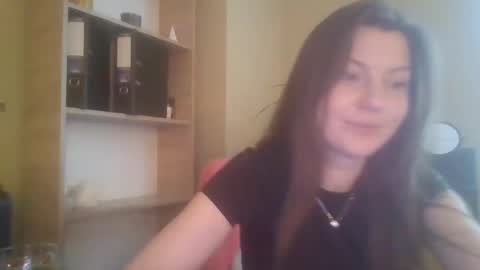 Snapshot of dollyroma chatting on 28, 11, 2025 DollyRoma online show from 28, 11, 2025