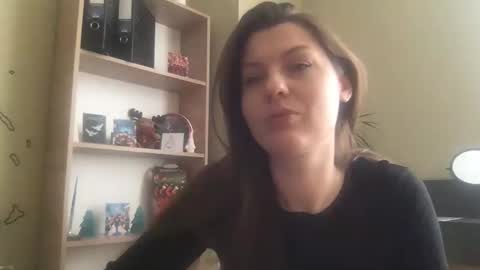 Snapshot of dollyroma chatting on 16, 12, 2025 DollyRoma online show from 16, 12, 2025