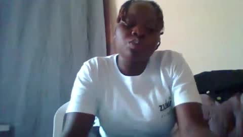 dollyvee online show from 1, 12, 2025