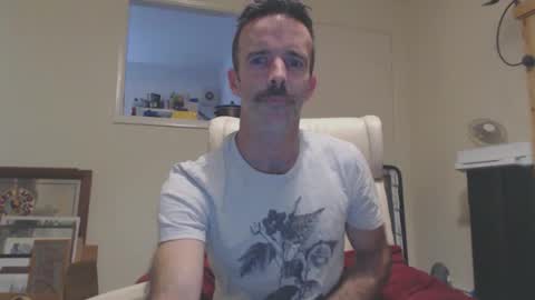 Snapshot of dombolio chatting on 12, 11, 2025 Dombol online show from 12, 11, 2025
