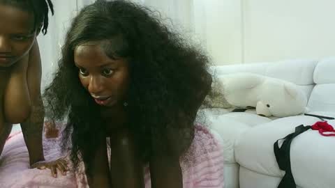 Snapshot of domecesy chatting on 17, 1, 2026 Amarie noels online show from 17, 1, 2026