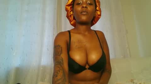 Snapshot of domecesy chatting on 7, 2, 2026 Amarie noels online show from 7, 2, 2026