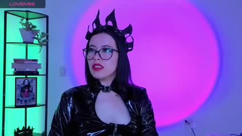 Mistress online show from 18, 3, 2026