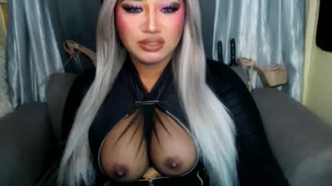 dominant10inchcock online show from 17, 11, 2025